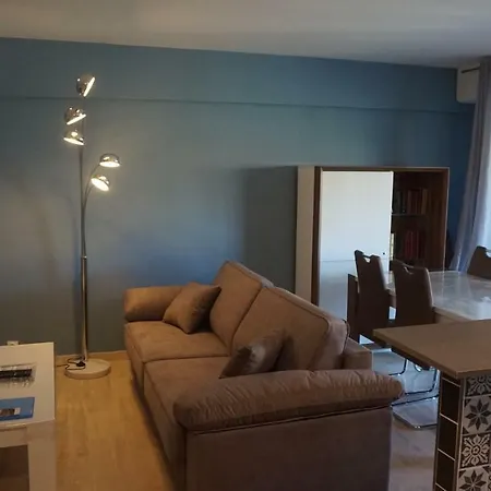 Daire Superbe 2 Pieces Centre De Fa1 Cannes